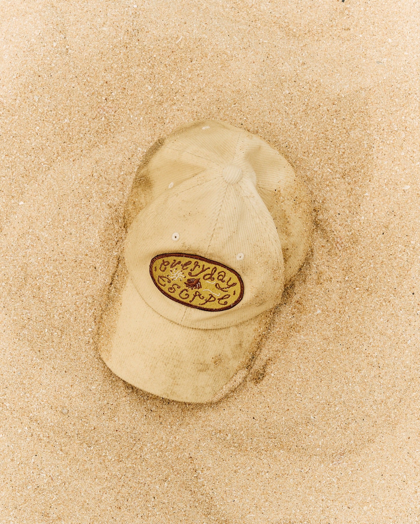 The flos club - Everyday Escape Corduroy Cap 手工燈芯絨復古感帽